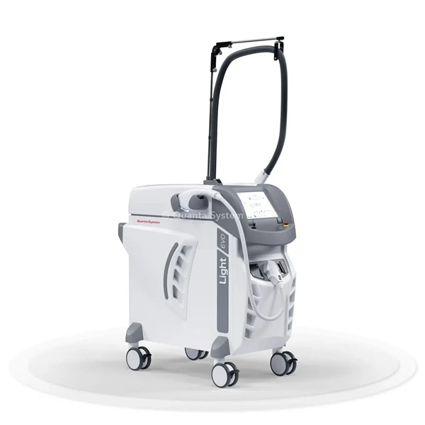 Quanta Systems Light EVO machine